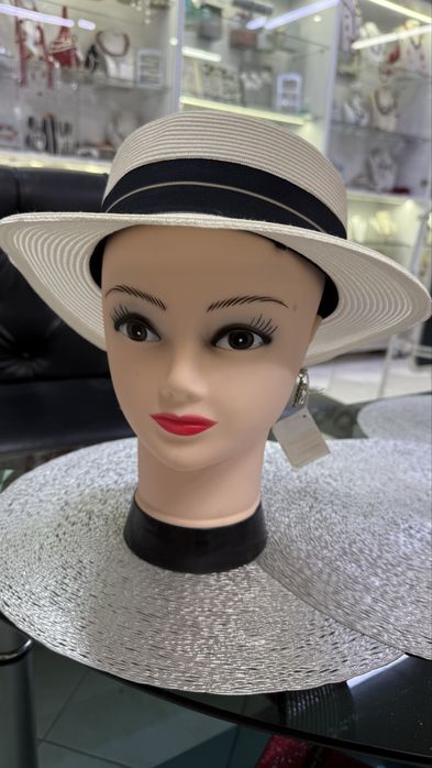 Маникен голова в отличном срстоянии