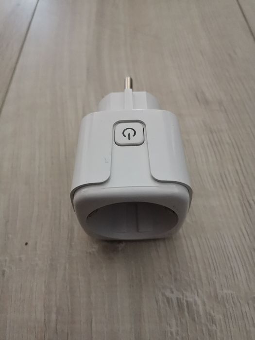 Tuya Smart plug / Wi-Fi умен контакт 20А/4100W с функция електромеp