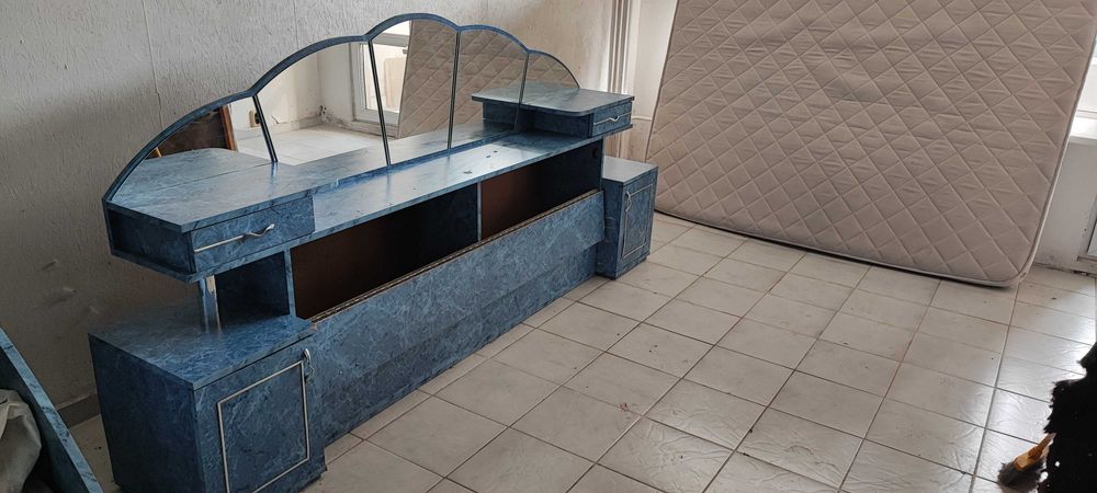 Ракла за легло/шкаф, етажерка