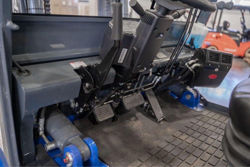 Вилочный погрузчик 5тонн