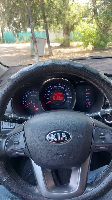 Продам Kia Rio 2013 г.