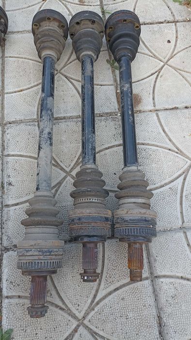 Полуоски за БМВ Е46/Е90