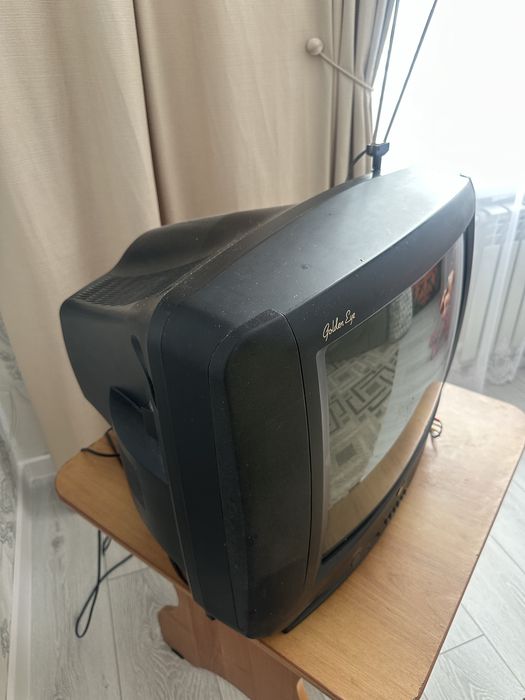 Продам Телевизор LG