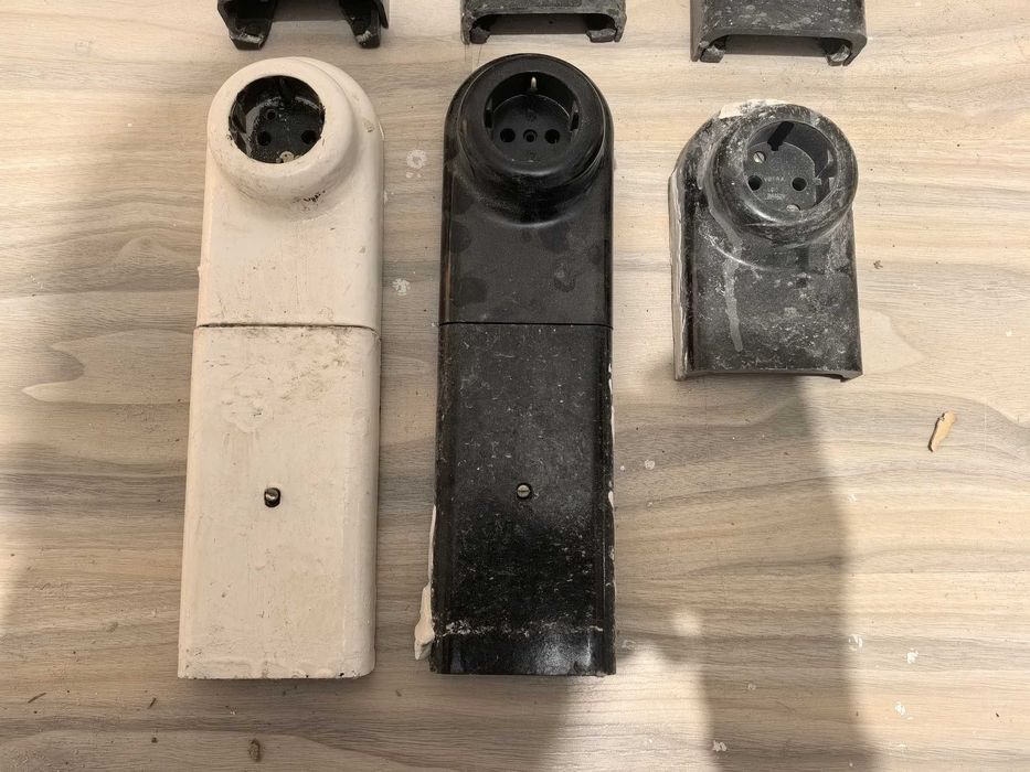 Панелни контакти