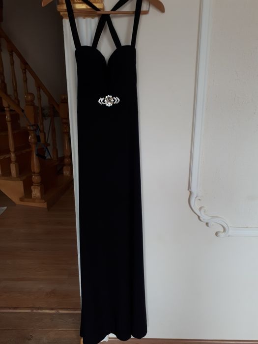 Продам Платье  5000т