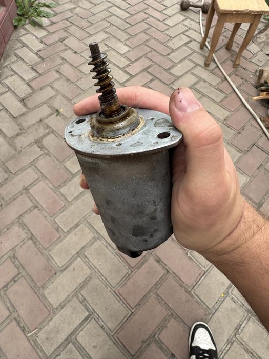 Моторчик Valvetronik