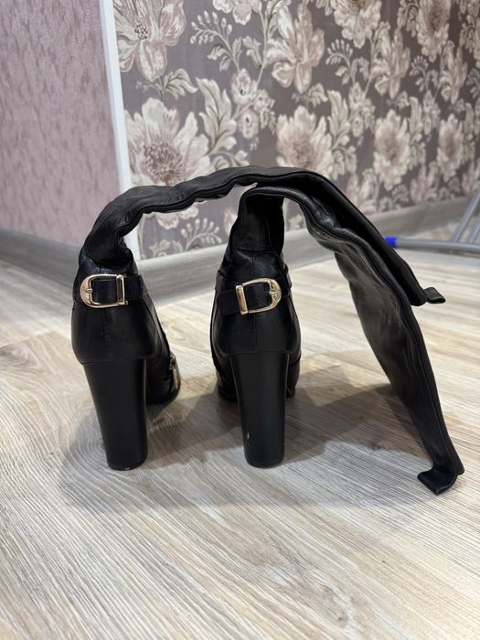 Продам зимние сапоги европейка