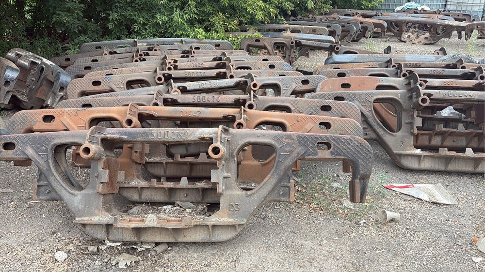 Боковые рамы б/у для грузового вагона