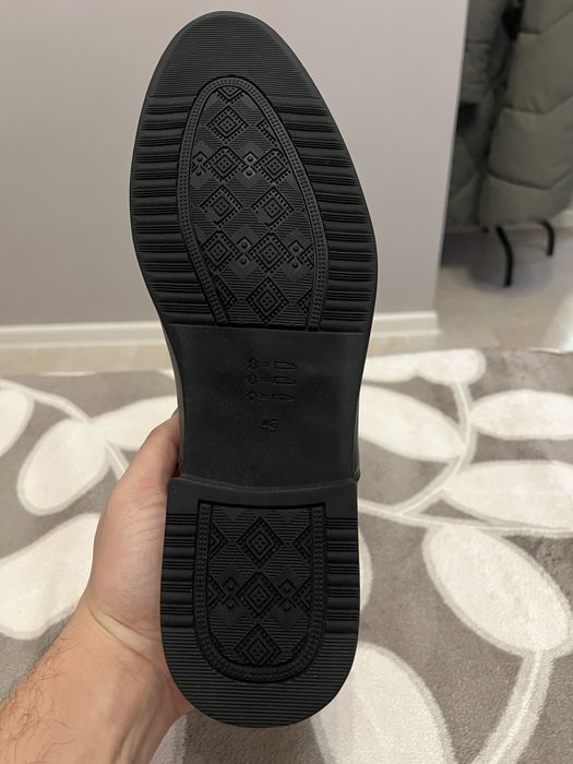 Чернык туфли классические