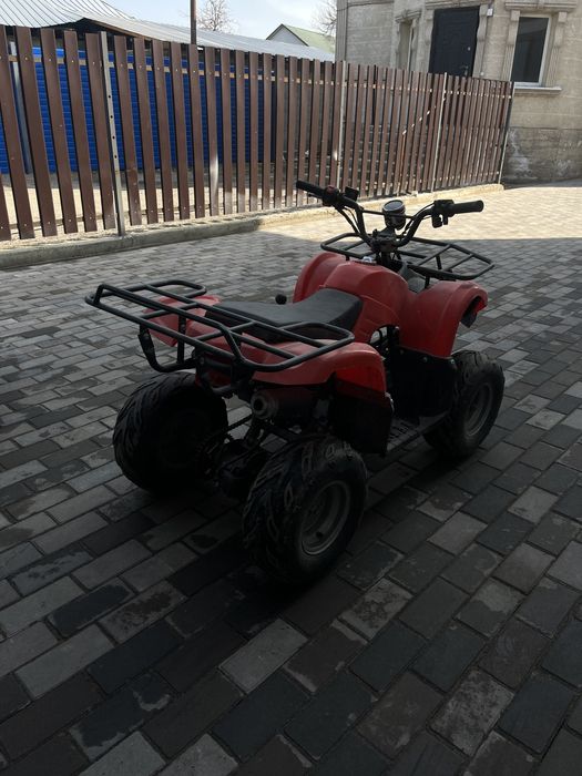 Продам детский квадроцикл 125 куб