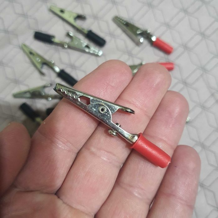 Rosu-Negru-Cleme Crocodil pt Cablu-Terminal Cablu Testare-Cleste Test