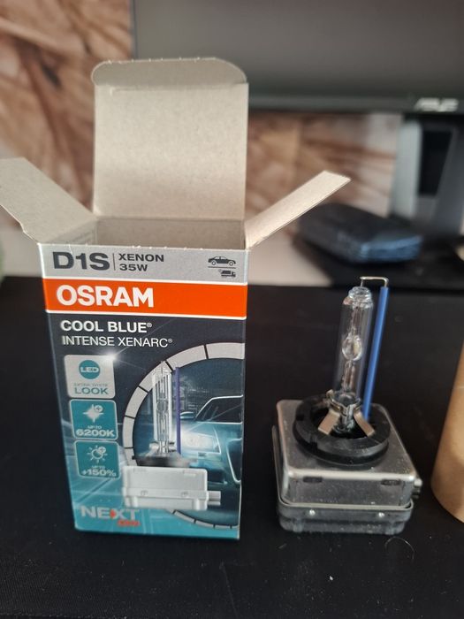 Becuri Bixenon D1S Cool Blue