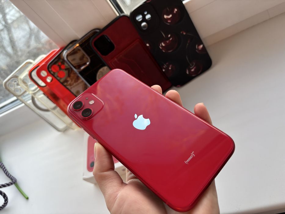 Продам айфон 11