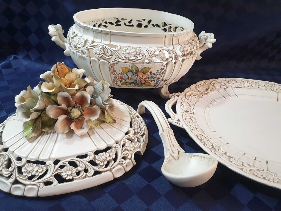 Порц. супник,плато и черпак , Захарница и латиера Severin Handgemalt