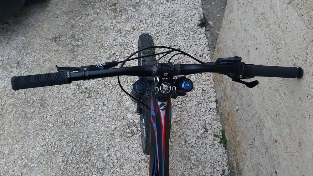 Vând giant glory 2 downhill