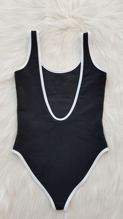 Нов дамски бански рипс размер С-М