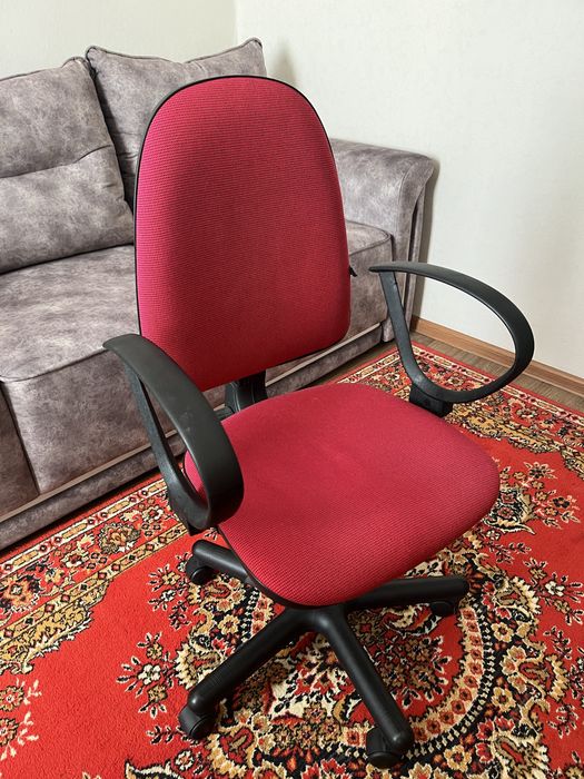 Офисный стул  в отс