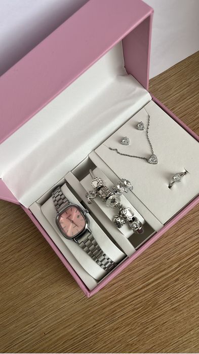 набор Pandora часы Casio Набор украшений для подарка