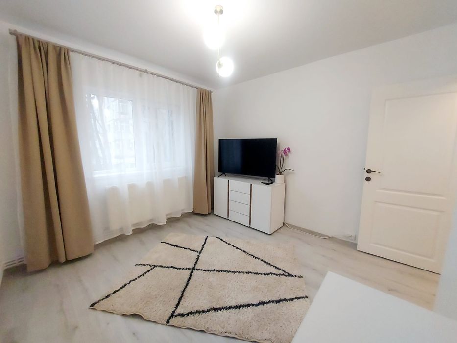 Apartament 2 camere decomandat