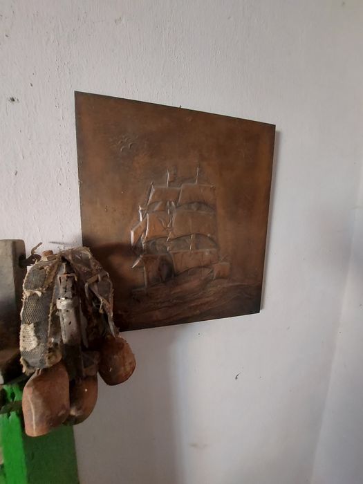 De vnzare obiecte vechi de colecție de bronz