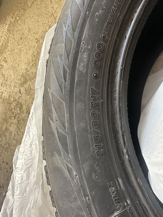 Покрышка зимний 215/60/17
