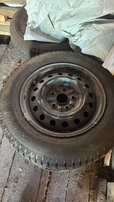 Шины зимние 205/65 R15