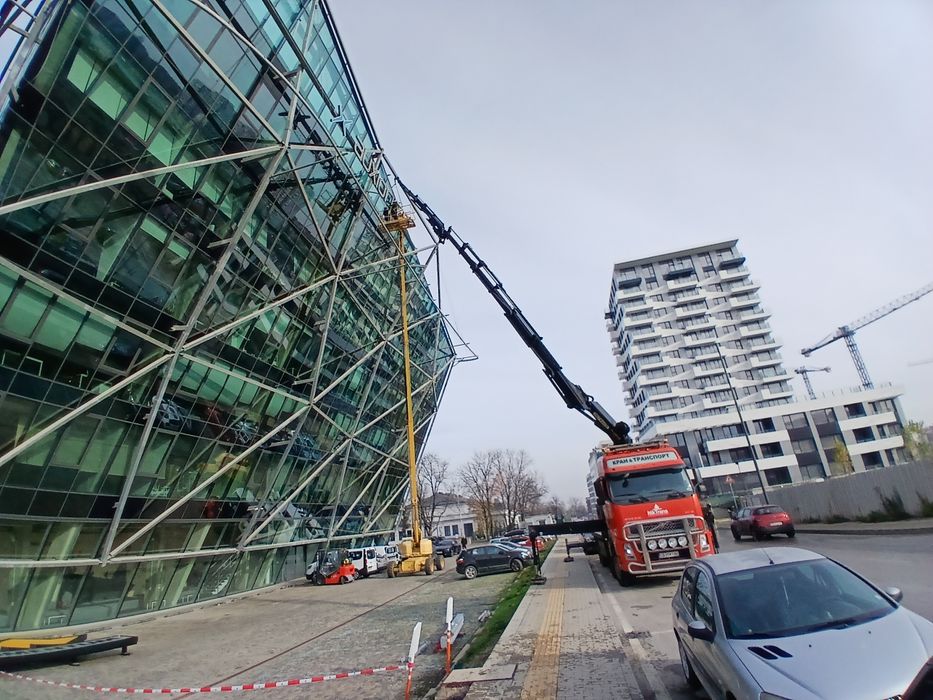 Камион с кран за София и страната