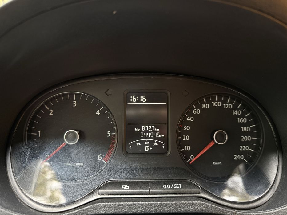 DE VANZARE Volkswagen Polo , 1.6 TDI. An 09.2009