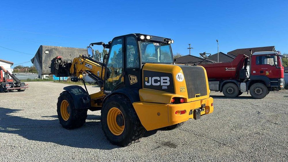 Incarcator frontal JCB TM 310