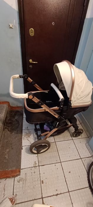 Детская коляска с автокреслом