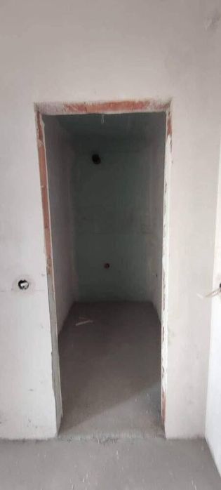 Продава се Тристаен апартамент в Бургас, Изгрев - 168 кв.м за 864 €/кв.м - Снимка #2