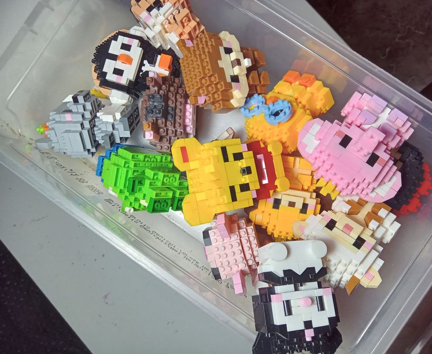 Фигурки из мини лего