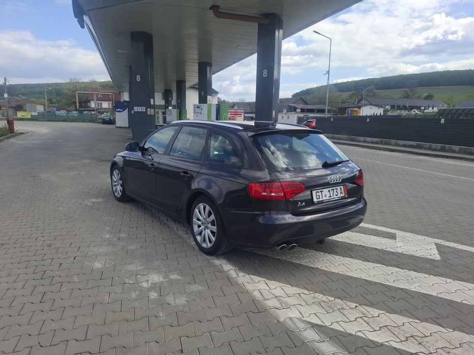 Vând audi a4 //b8 //2012 led xenon