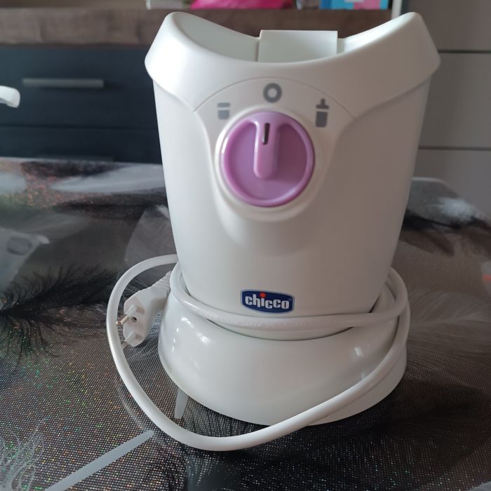 Chicco Преносим нагревател за шишета с адаптор за кола