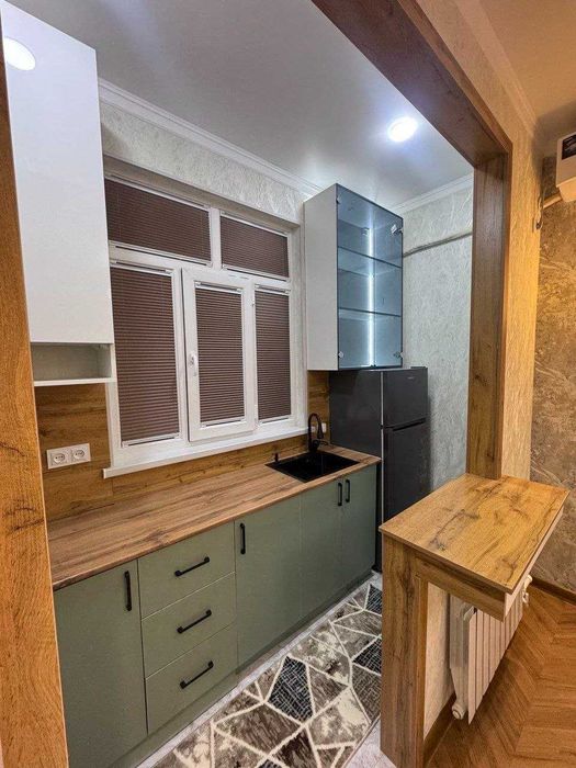 продам 1 ком квартиру метро мирза улугбек 54000
