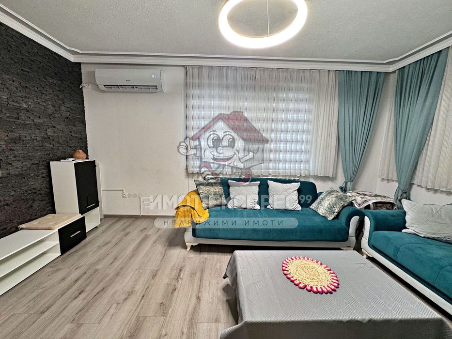 Дава се под наем Многостаен апартамент в Асеновград - 207 кв.м за 177000 € - Снимка #2