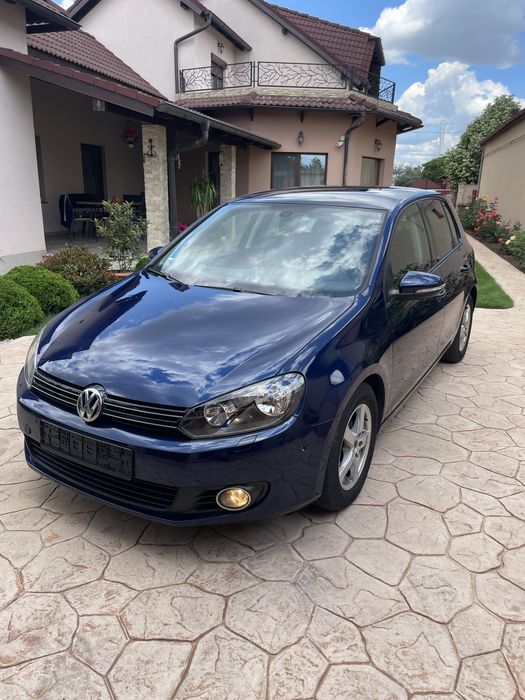 VOLKSWAGEN Golf 2010 — imagine 2