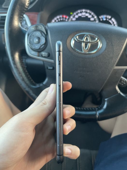 Продам iphone 128GB