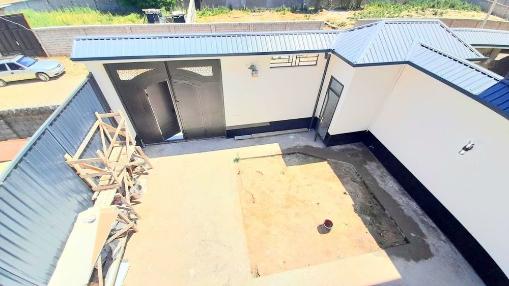 Eshonguzarda 1.75 sotixli yangi qurillgan uchastka sotiladi o'zimniki