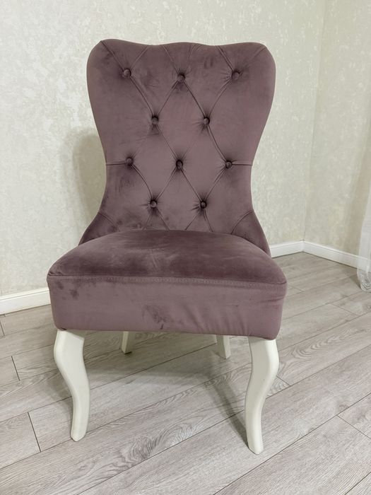 Стулья для гостей