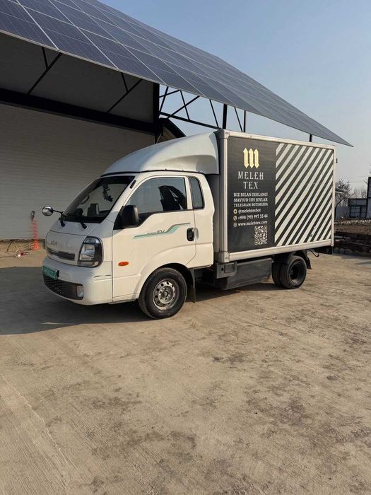 KIA bongo ev белого цвета (электрический)