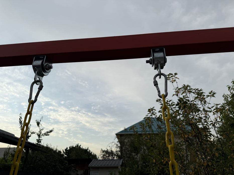 Продам детскую качелю