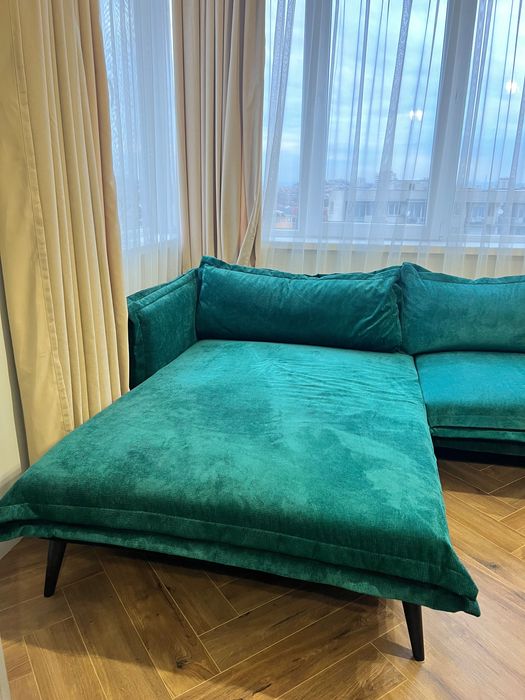 Нов ъглов зелен диван