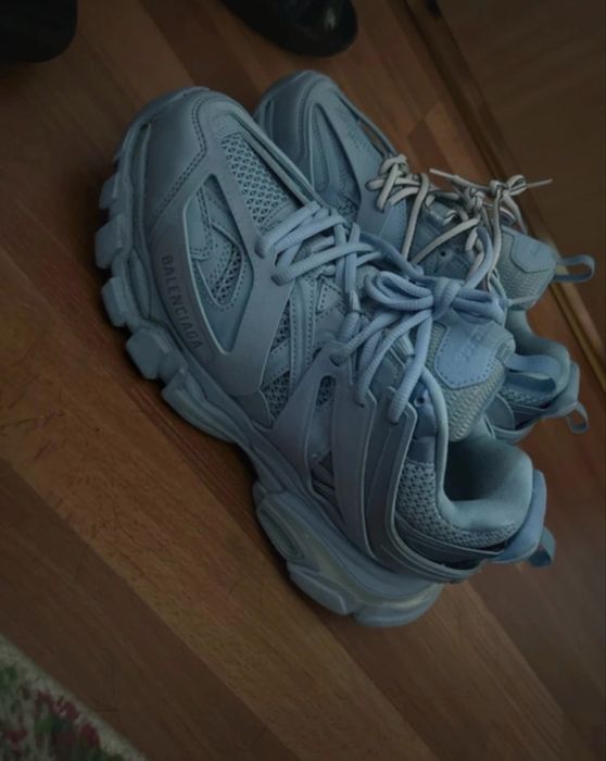Balenciaga track baby blue