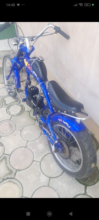 Bicicleta cu motor 80cc 2t