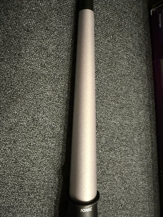 Продам плойку конусную Philips