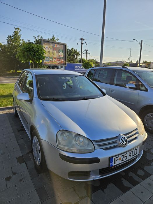 Vând Vw Golf 5 1.9 TDI