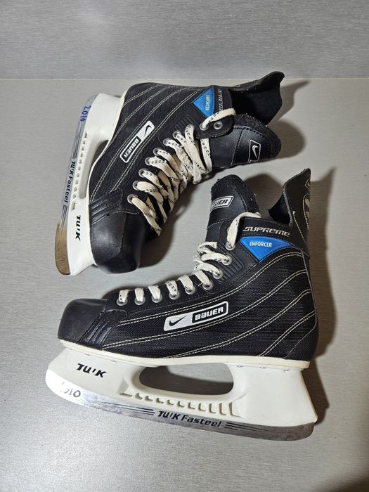 Patine hochei hockey 3010 Bauer Nike, marime 40-41, lungime interioara 26.5cm.