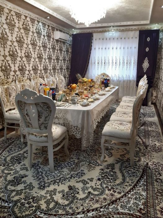 Продается Янгихаятская  район Спутник 16 А новостройка