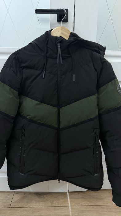 Мужская куртка EA7